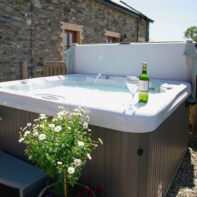 Holiday Cottages With Hot Tubs Self Catering Cottages To Rent